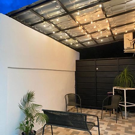 Only Room By Merengue House, 8 Minutos Airport Monte Adentro  Экстерьер фото