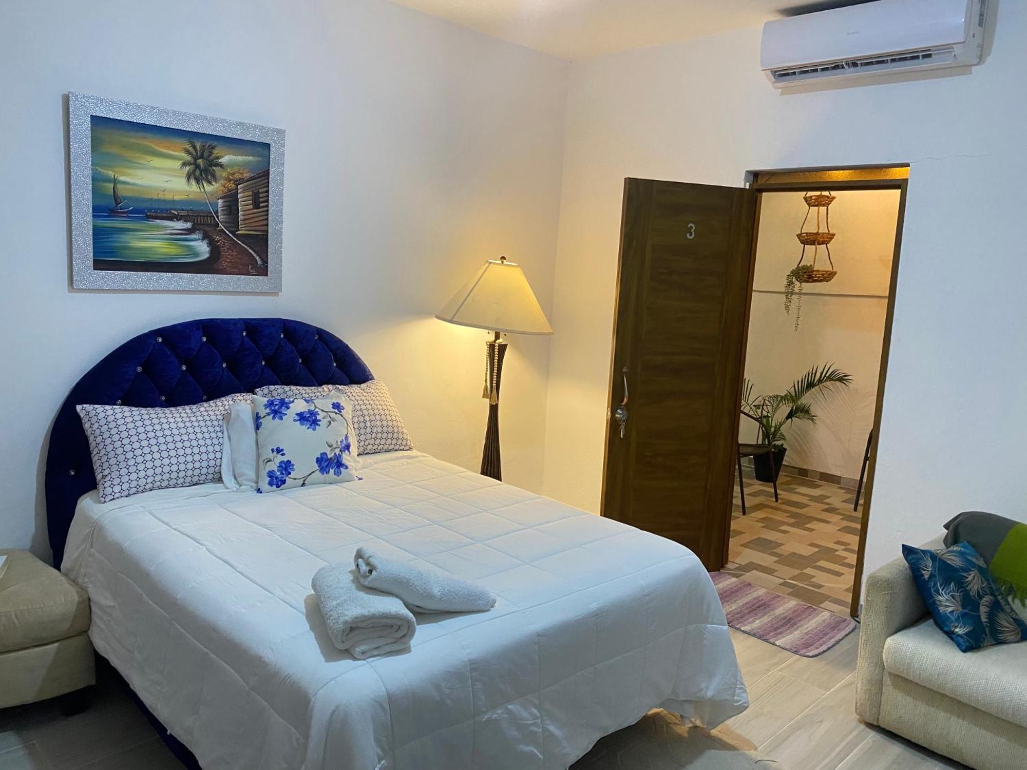 Only Room By Merengue House, 8 Minutos Airport Monte Adentro  Экстерьер фото
